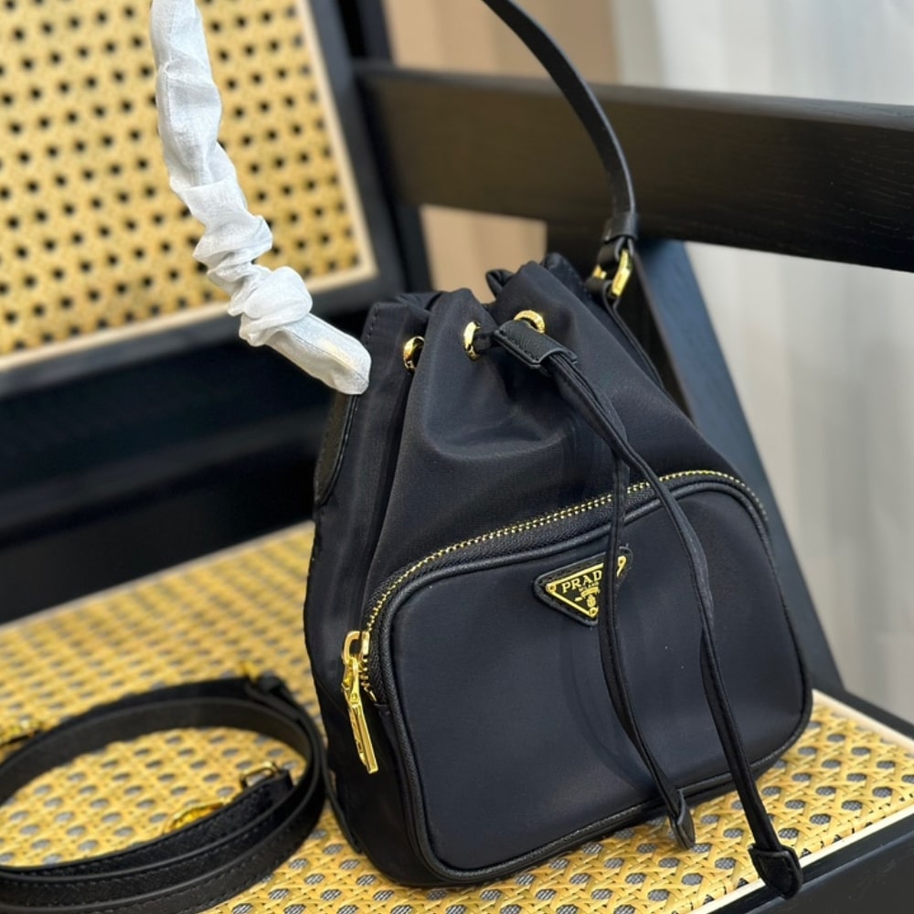 Prada Duet Re Nylon Bucket Bag Black 18Cm 1BH038 RV44 F0002 V UOP