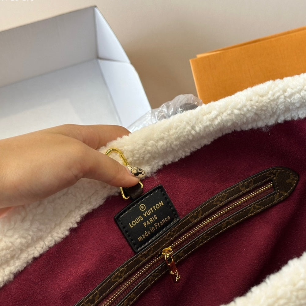 Louis Vuitton Teddy Monogram Shearling Neverfull Mm Black 33cm
