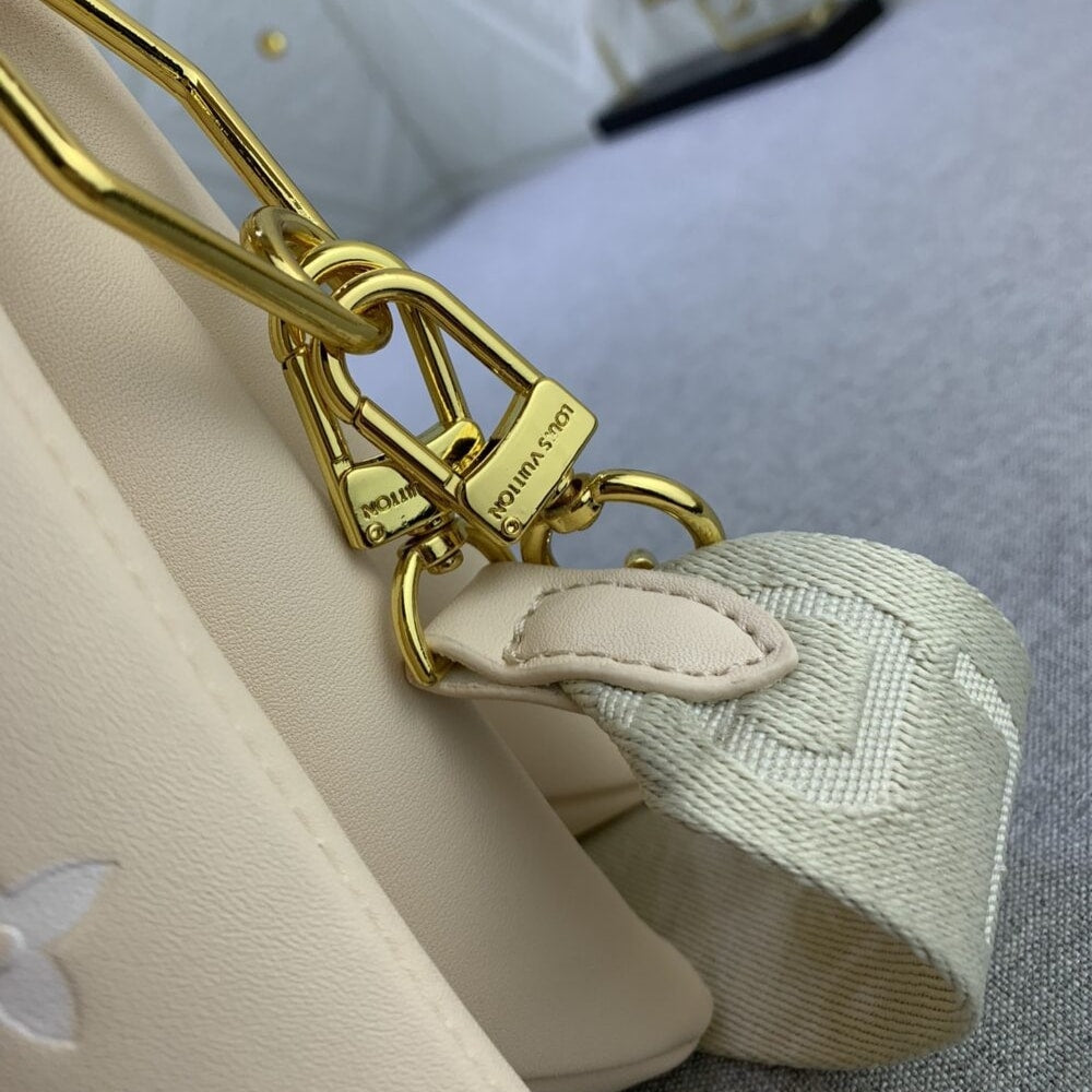 Louis Vuitton Coussin PM Beige Cream 26Cm M22398