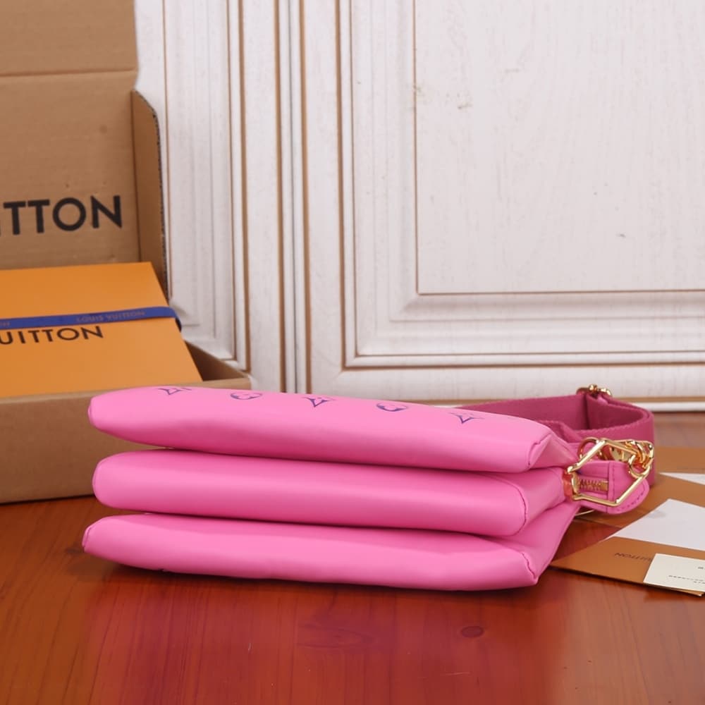 Louis Vuitton Coussin PM Pink 26cm M58628