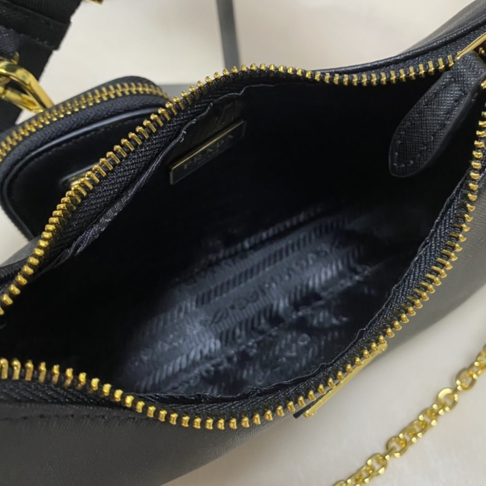 Prada Re Edition 2005 Saffiano Black 22Cm