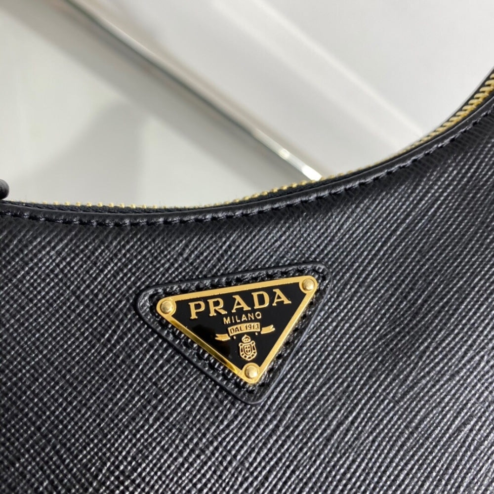 Prada Re-Edition 2005 Mini Saffiano Black
