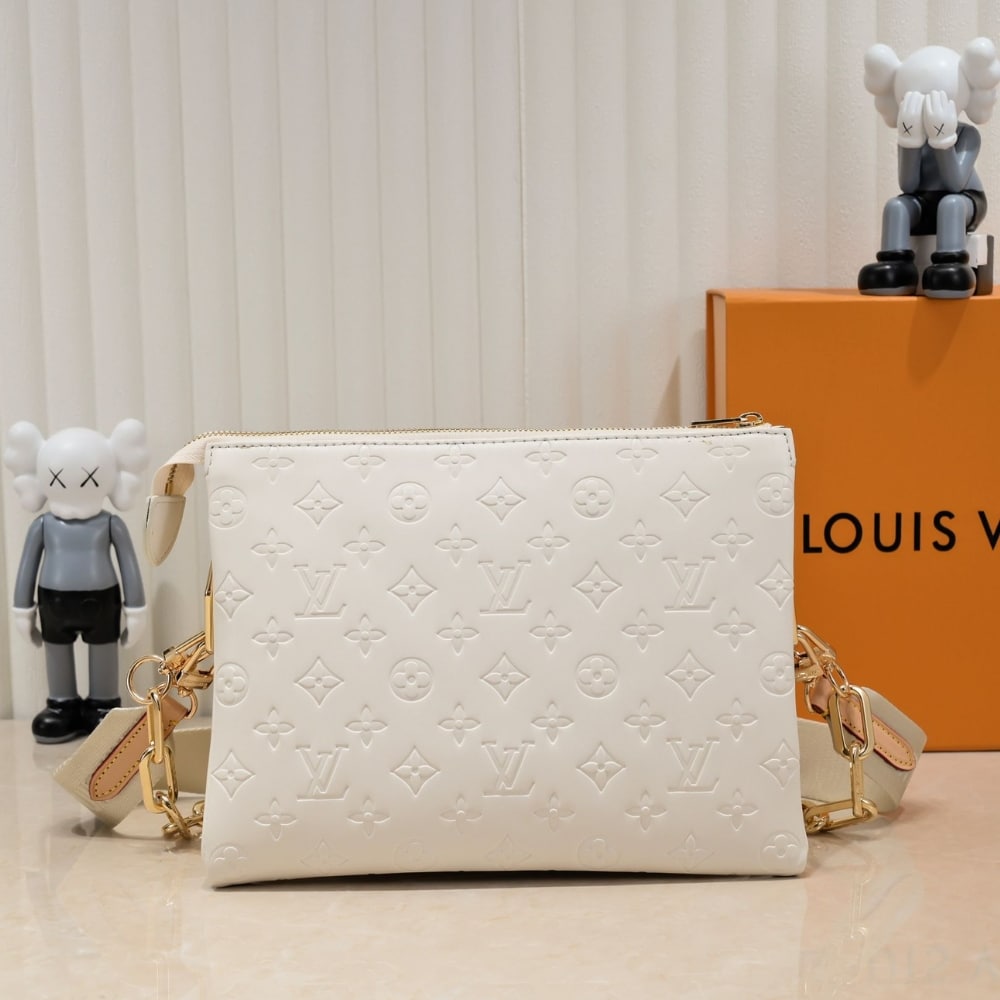 Louis Vuitton Coussin PM Cream 26cm M57793