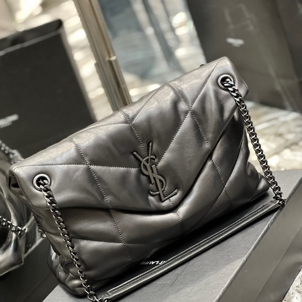 Saint Laurent Puffer Medium Black 35Cm 5774751el081000