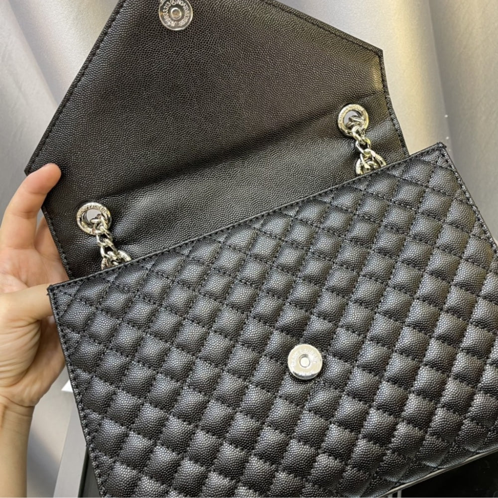 Saint Laurent Envelope Medium Grain De Poudre Black 24Cm