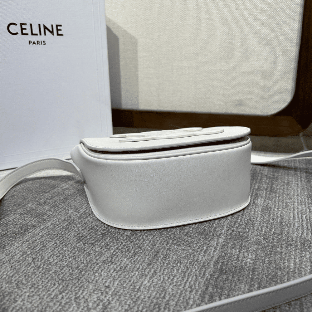 Mirror Quality – Celine Folco Cuir Triomphe In White